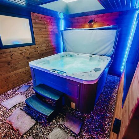 Breeze Blackpool Luxury Suites Buitenkant foto