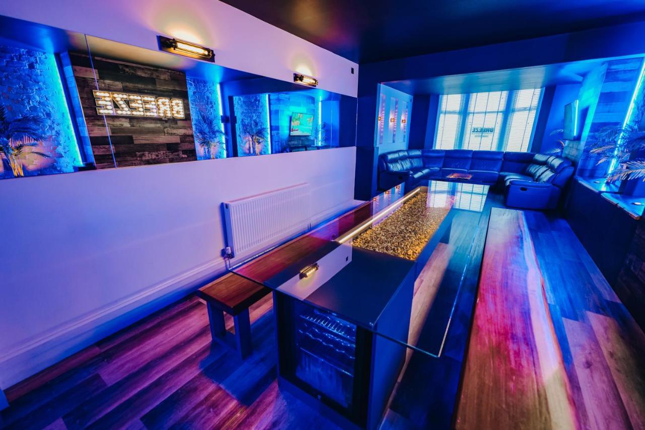 Breeze Blackpool Luxury Suites Buitenkant foto