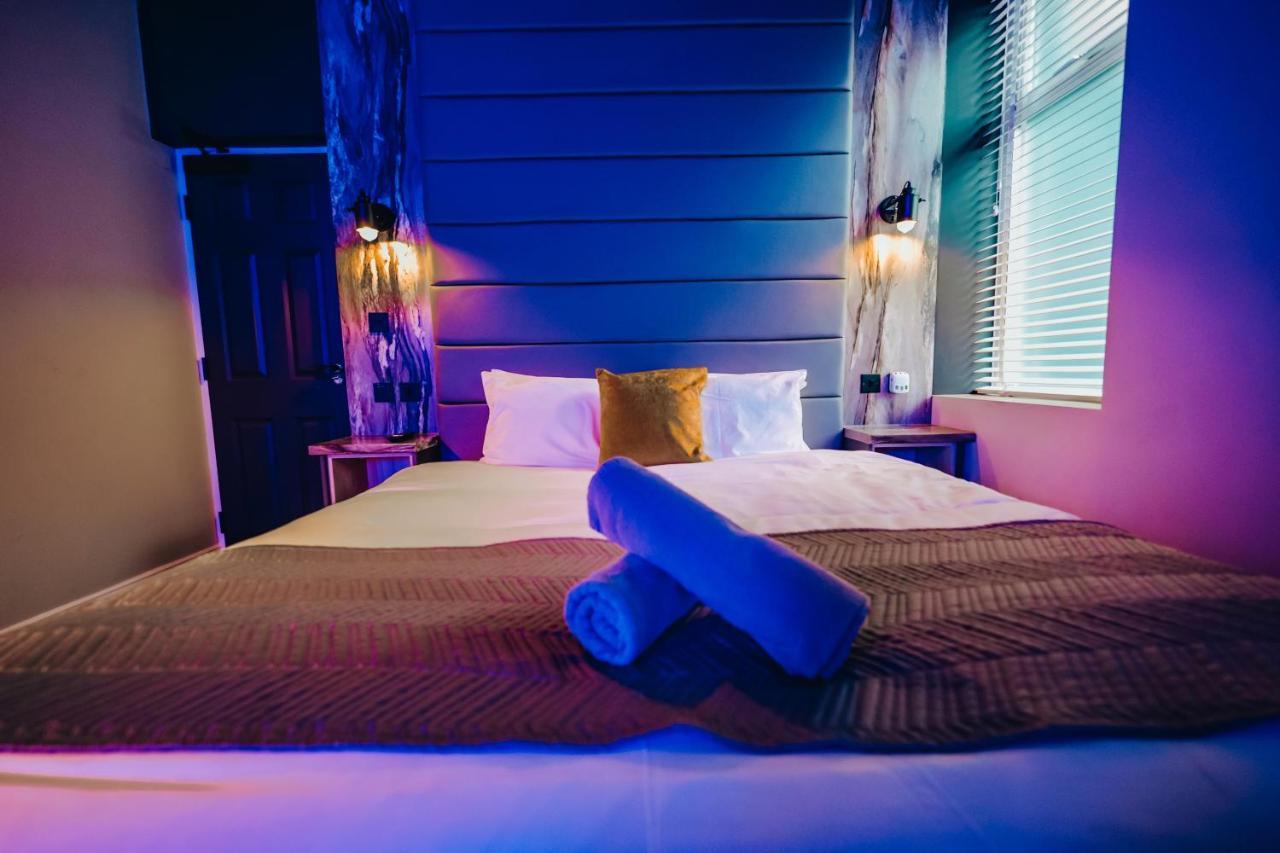 Breeze Blackpool Luxury Suites Buitenkant foto