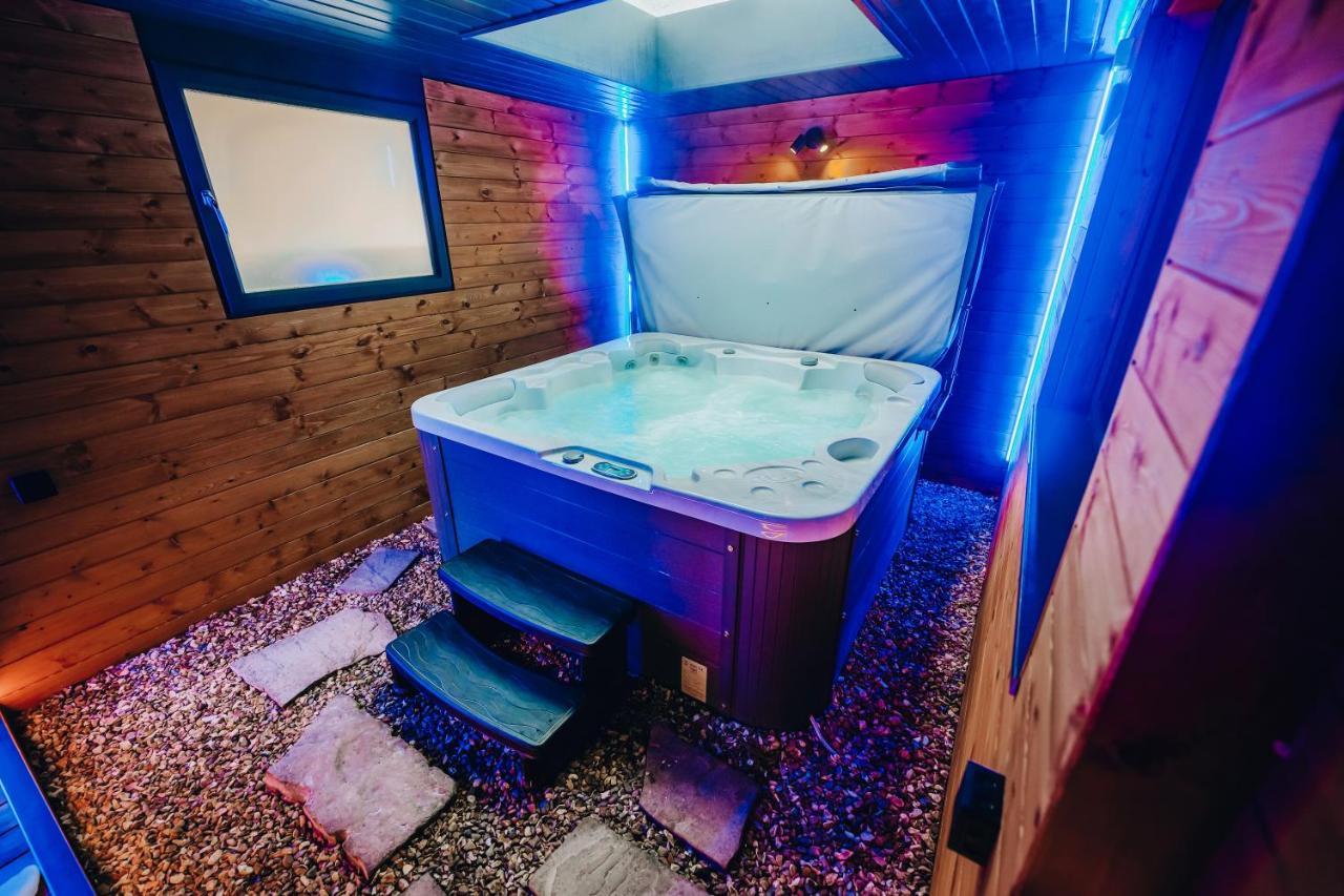 Breeze Blackpool Luxury Suites Buitenkant foto