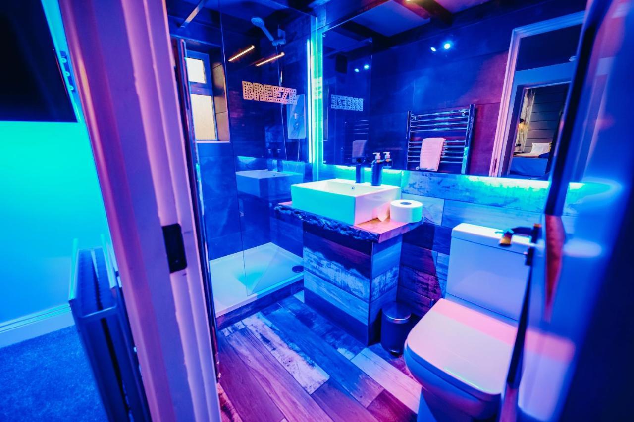 Breeze Blackpool Luxury Suites Buitenkant foto